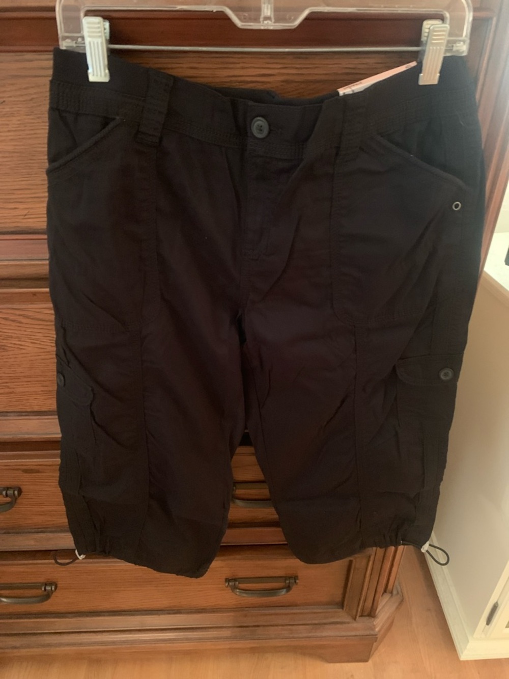 Women’s Black Cargo Capris